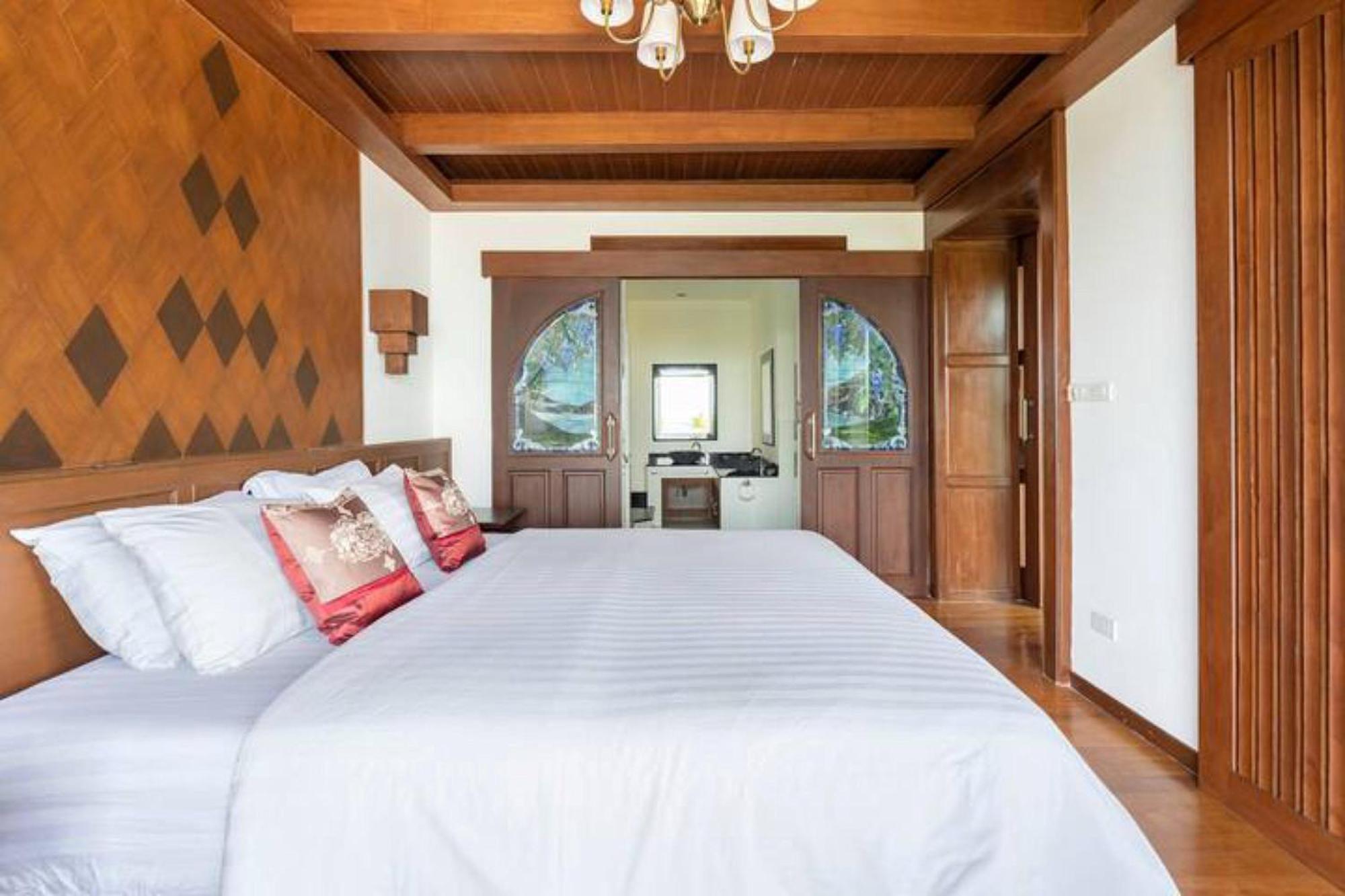 Thai Heritage Villa Melitta Bangrak Bohput, Beach, Pool, Seaviews, 6-Suite, Full Villa, Luxury, Aaa Location Koh Samui Bagian luar foto